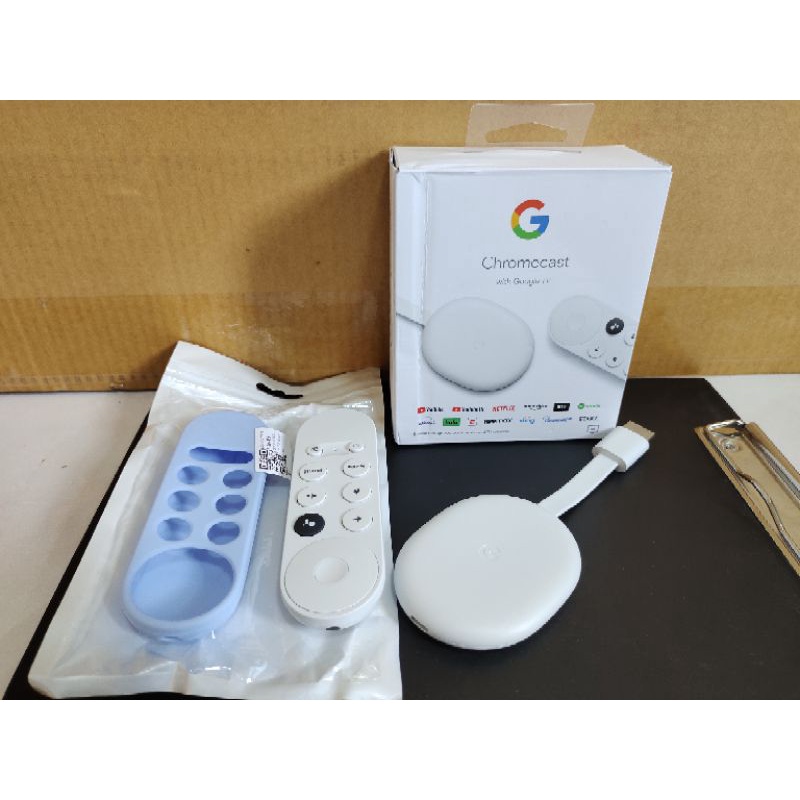 google chromecast with google tv (gen4 รุ่นล่าสุด) มือ 2 สภาพ 98% อุปกรณ์ครบกล่อง