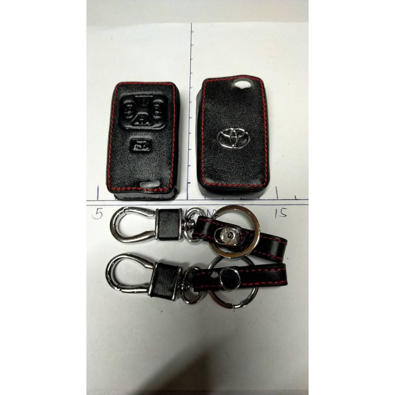 หุ้มหนังกุญแจToyota Alphardเก่า