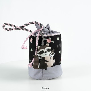 Rataya กระเป๋าใส่ของทรงกลม Rose Racoon Round Bag