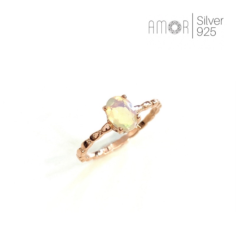 แหวนเงินแท้ 925 ฝังพลอยโอปอลแบบเจียระไน(Opal) ขนาด 7*5 มิล ติดรุ้งสวยทุกเม็ดค่ะ
