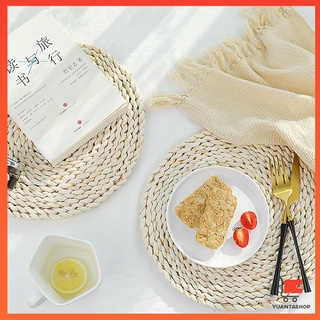 วัสดุธรรมชาติ ที่รองจาน แผ่นรองหม้อสานจากต้น กกรองแก้ว สานทรงกลม Corn husk woven placemat