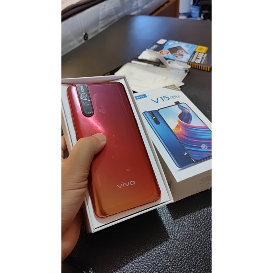 โทรศัพท์ Vivo V15 Pro มือสอง
