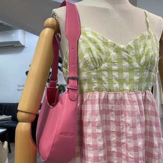 กระเป๋าสะพายข้าง กระเป๋าถือ ขนาดเล็กและขนาดใหญ่ พร้อมส่ง