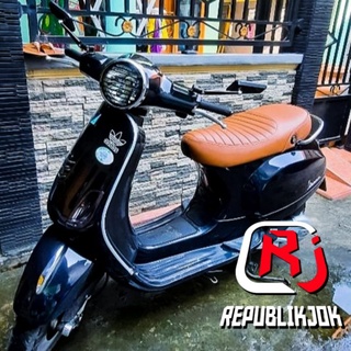 เบาะนั่งหนัง Vespa Matic LX &amp; Vespa S 125 พรีเมี่ยม