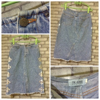 MK JEANS กระโปรงยีนส์สวยเกร๋สาวๆหุ่นเพรียวทักรัวๆลุ๊คเซ่อๆ