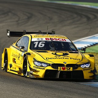 รถโมเดลแต่งซิ่ง ประตูรถและหน้ารถเปิดได้ MSZ 68256 BMW M4 DTM สเกล 1:24 สีเหลือง