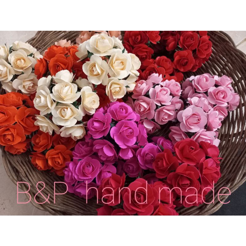 ดอกกุหลาบกระดาษการ์ดสีแฮนด์เมด4ซม.(1.5นิ้ว)*พร้อมส่ง