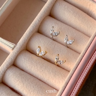 cush.th betty stud earrings