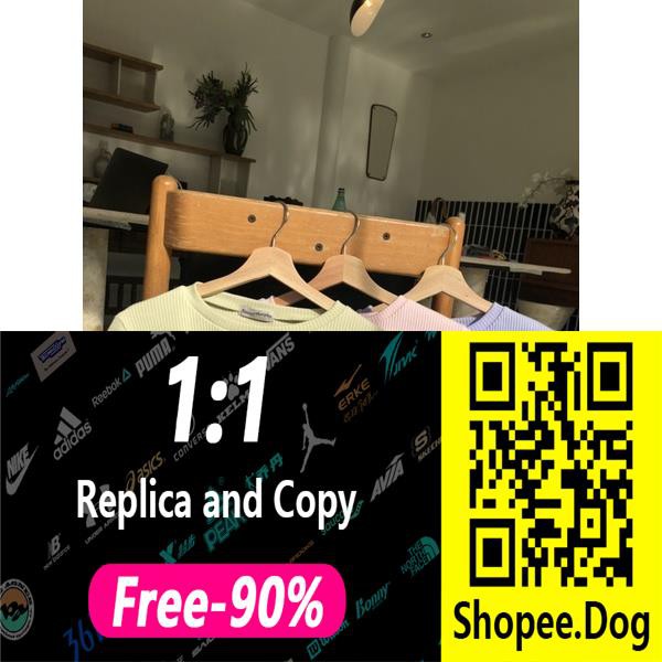 ✈Crop Top เสื้อครอป by sleepy murphy