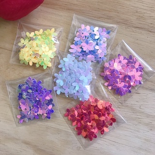 พร้อมส่ง - glitter ตกแต่งรูปดอกไม้ ขนาด 1 cm. 🌸🌼🌻