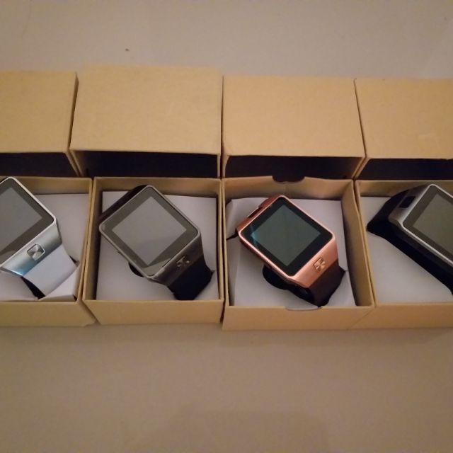 นาฬิกาโทรศัพท์ DZ09