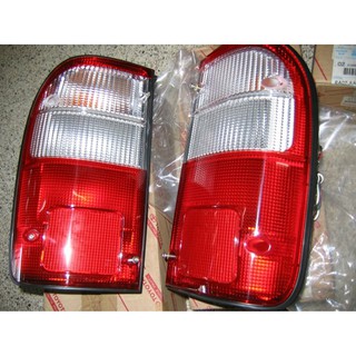 (ข้าง/คู่) ไฟท้าย โตโยต้า ไทเกอร์ ปี 1998 - 2004 (ฝาสองสี) TOYOTA HILUX TIGER MK4 TAIL LIGHT ไฟท้ายรถ เสื้อไฟท้าย ไฟลัง