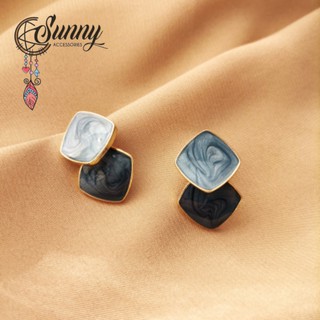 E048 ต่างหูสี่เหลี่ยมเคลือบสีเทาดำ สวยเก๋