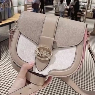 Coach สีครีมน้ำตาลอ่อน✅ GEORGIE SADDLE BAG IN COLORBLOCK (COACH C3596)