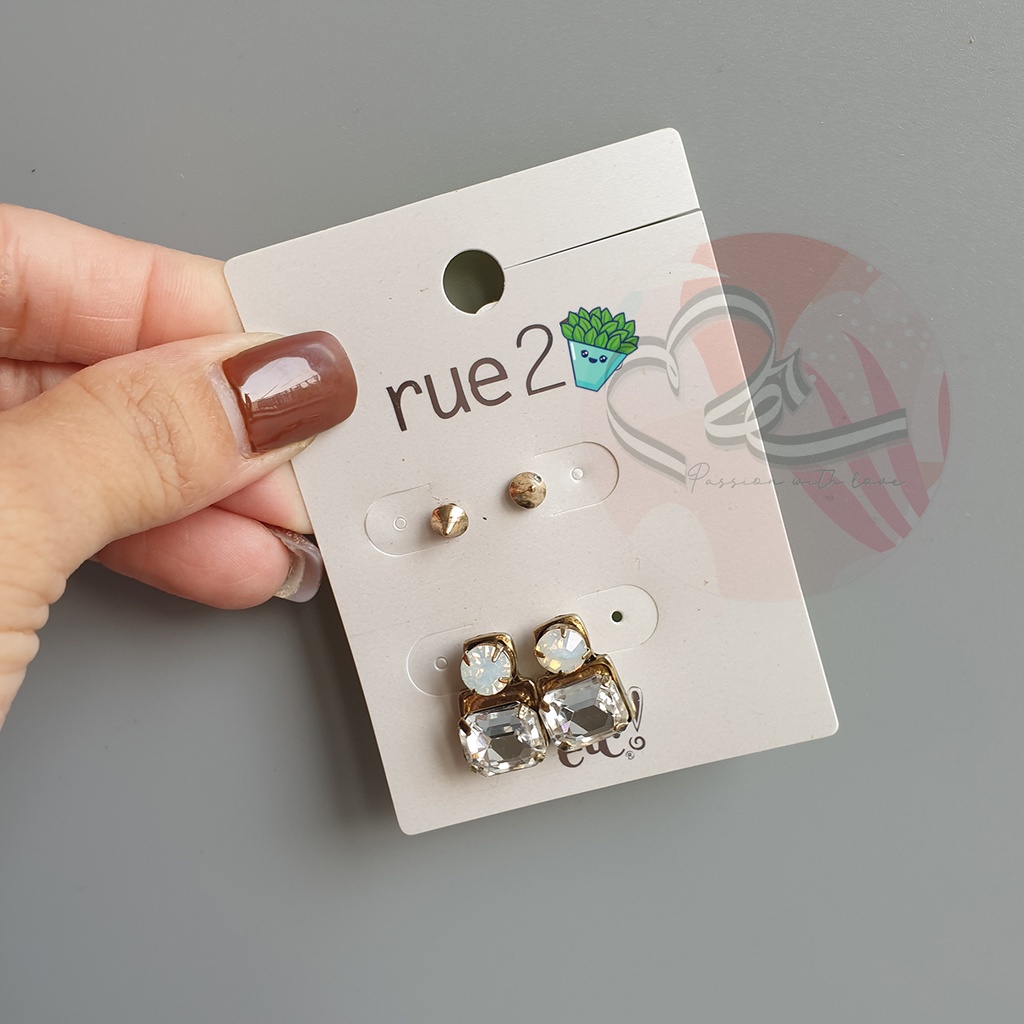 Ru 21 ชุดต่างหูและต่างหูส่งออกไปยังสหราชอาณาจักร No. 1