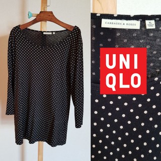 ส่งต่อ**เสื้อยืดลายจุด​ Uniqlo  ยูนิโคล่​  ของแท้