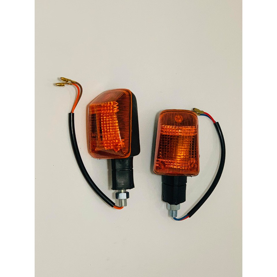 ไฟเลี้ยว RGV ไฟเลี้ยว SUZUKI RGV SPRINTER ฝาเลี้ยวส้ม /ใส / ดำ  C9