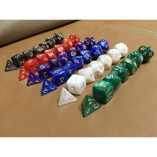 Pearlized effect Dice