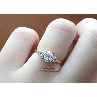 Diamond Ring แหวนเพชร CZ แท้ ดีไซน์สวยหรู  ขนาดกำลังสวย เพชรขาวใสมากๆๆๆ เล่นไฟดีเว่อร์ๆ