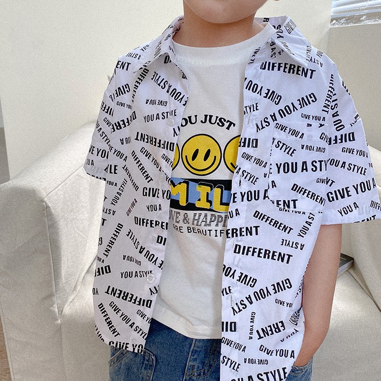 เสื้อแขนสั้นสําหรับเด็กลายตัวอักษร ข65-21034