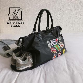 กระเป๋าแฟชั่นนำเข้าแท้ทรง Sport Bag ดีไซน์สุดเท่ห์ ใบเดียวตอบโจทย์