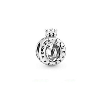 Pandora  silver charm crown o โอ