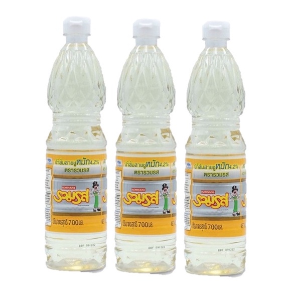 [จำนวน 3 ขวด] น้ำส้มสายชูหมัก 4.2% ตรา รวมรส PET 700 มล.