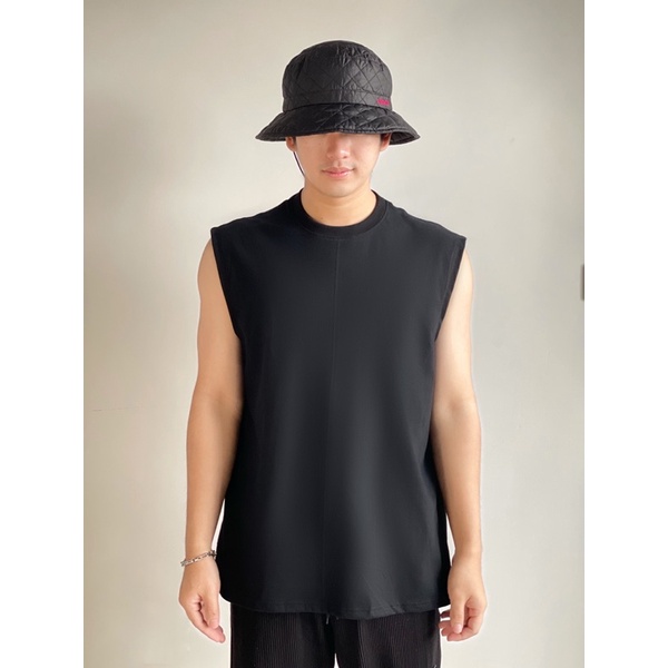 เสื้อแขนกุด รุ่น hehehe (สีดำ)