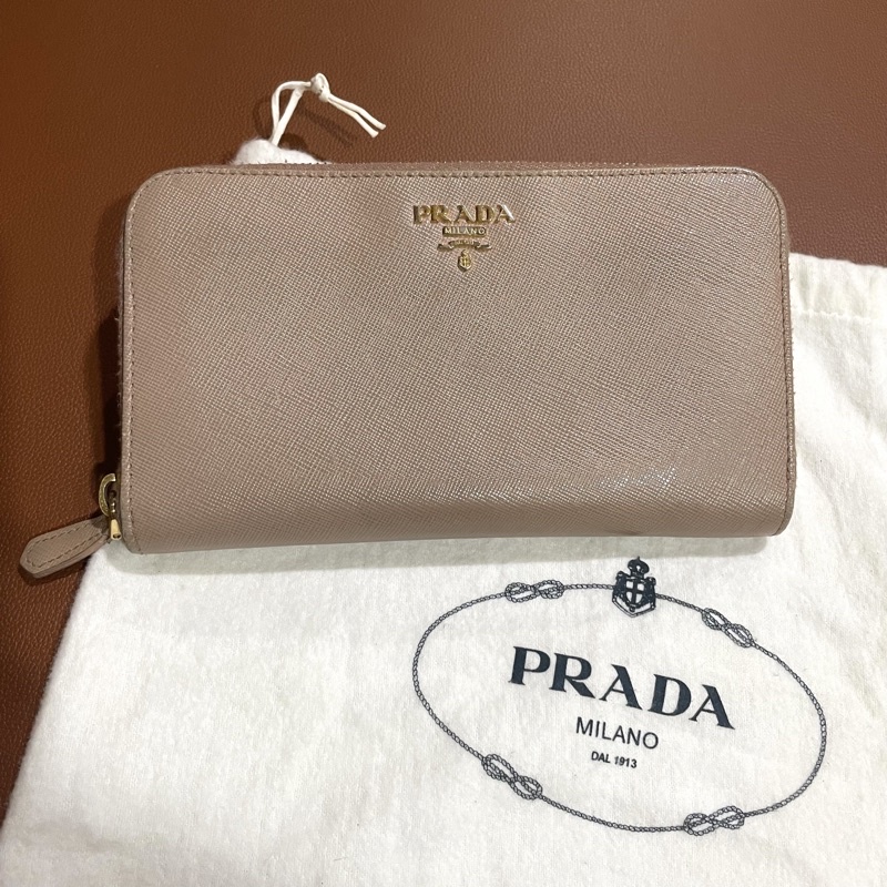 Used Prada Saffiano Metal Zippyaround wallet