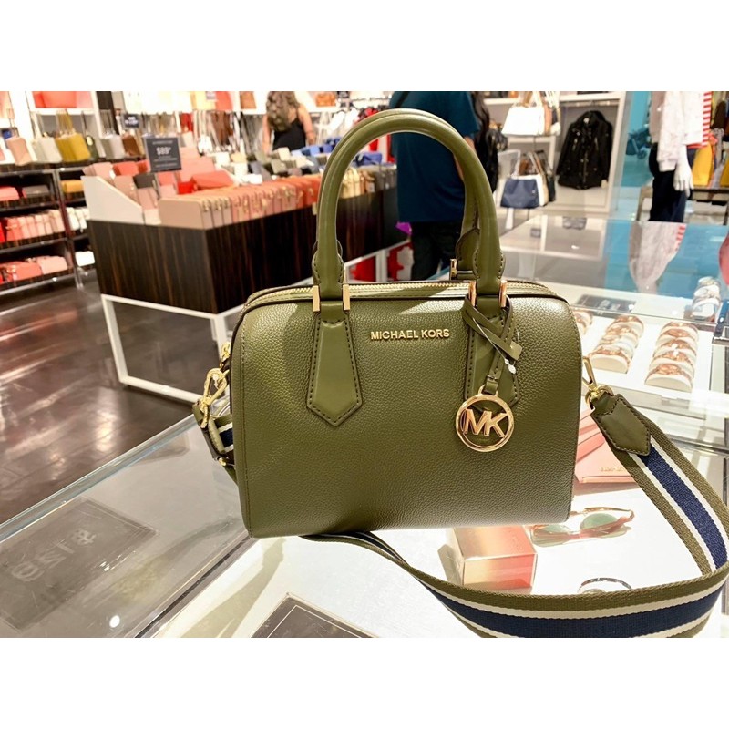 กระเป๋า MK ทรงหมอน 9นิ้ว