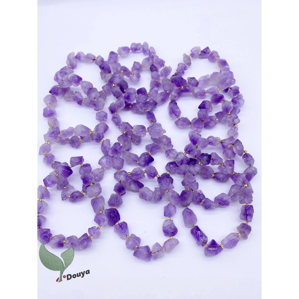 สร้อยข้อมือมาคราเม่คริสตัลอเมทิสต์ แบบธรรมชาติ สามารถปรับได้ บรรเทาความเครียด สําหรับผู้ชาย และผู้หญิง