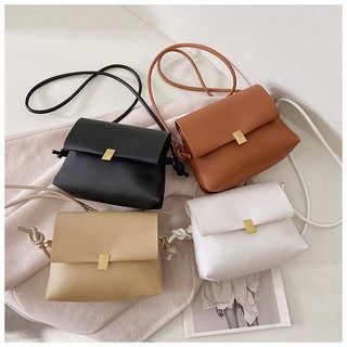 พร้อมส่ง🌟 กระเป๋าสะพายข้างสไตล์วินเทจ: Minimal Bag JJ11