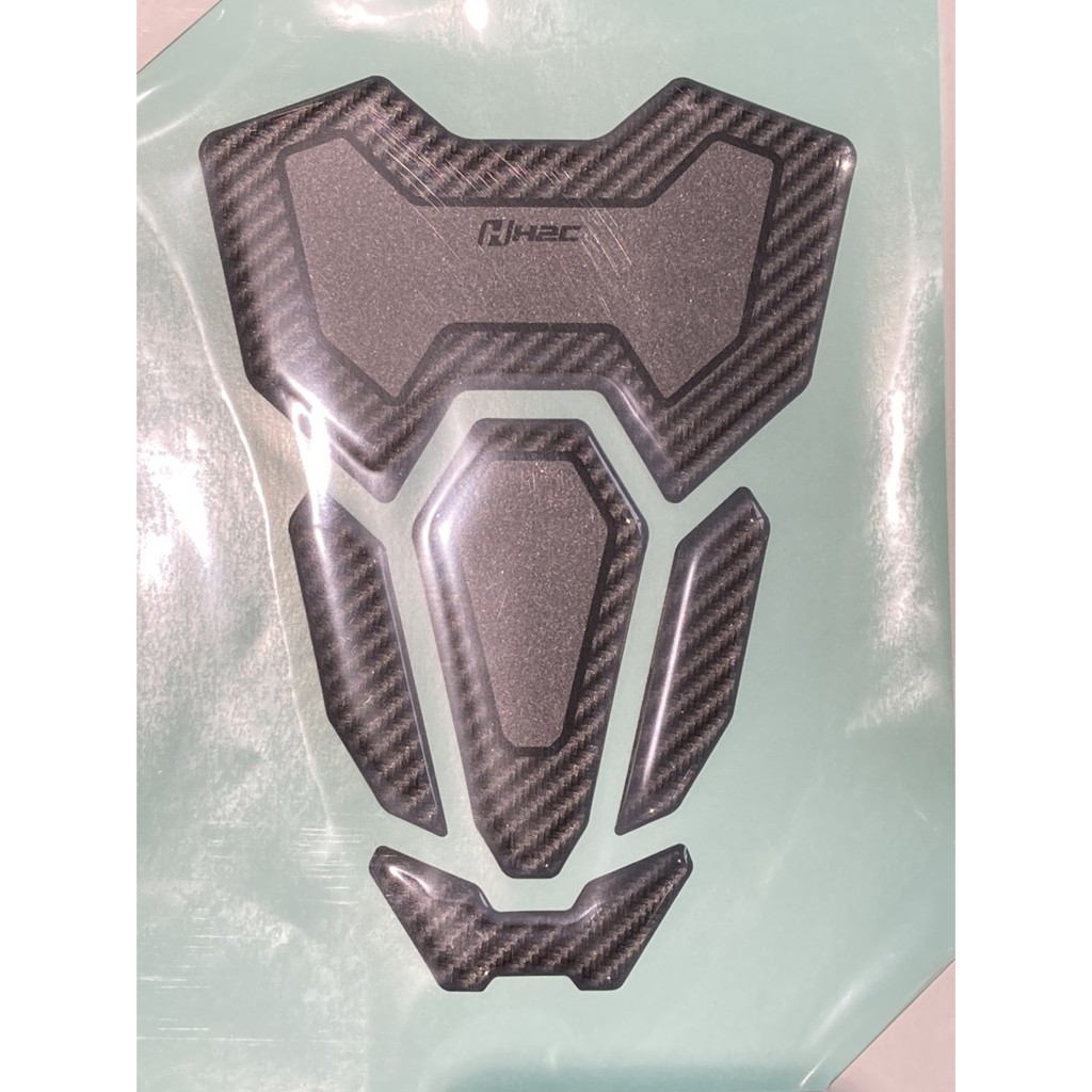 สติ๊กเกอร์กันรอยถังน้ำมันเชื้อเพลิง(กลาง) H2C สำหรับ NX500 CB CBR 500,650,1000 R (APMKNAJ17800ZA)