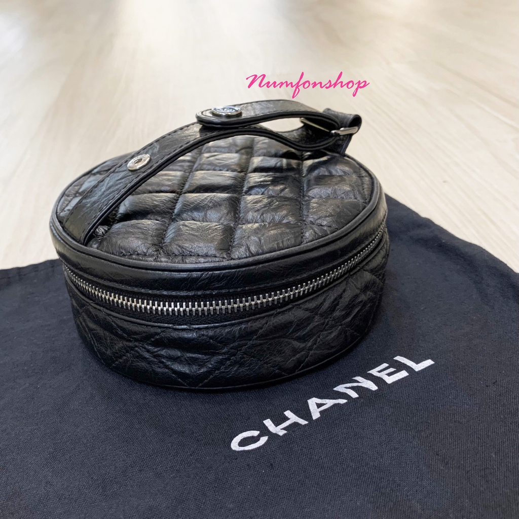 Chanel Black Calfskin Learter Round Clutch Bag