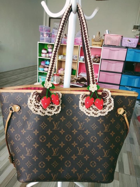 หูถักเนอเวอฟูสวยๆสนใจสอบถามได้ค่ะ