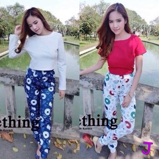 ราคา 390 บาท  Set  งานก้อปแบร์น donas sat เสื้อครอป แมทมากับกางเกงลายโดนัทน่ารักมากคร้าา ห้ามพลาดเลย