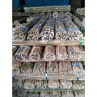 ไม้ไผ่แหลมปลาย/ปักค้ำต้นไม้/ขนาด90ซม./มัดละ25ชิ้น