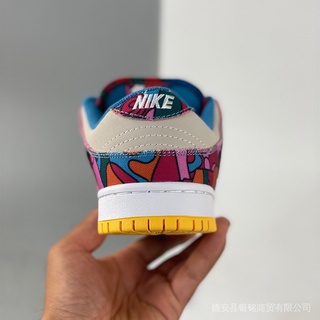 ♟♟Nike SB Dunk Low pro Parra รองเท้าวิ่งศิลปะนามธรรม ACG Terra สีแดงพลัมย้อนกลับ Papa หมีสิ่งที่ Paul Green เรืองแสง OUT