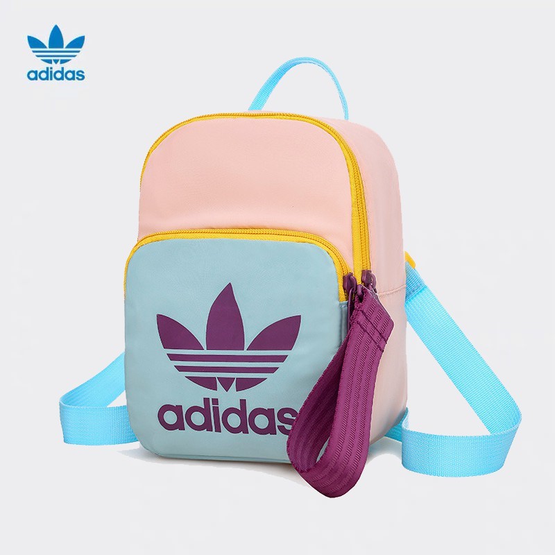 กระเป๋าเป้ใบเล็ก Adidas
