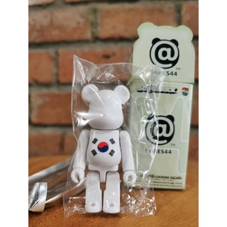 Bearbrick Series 44 : Flag 🐻