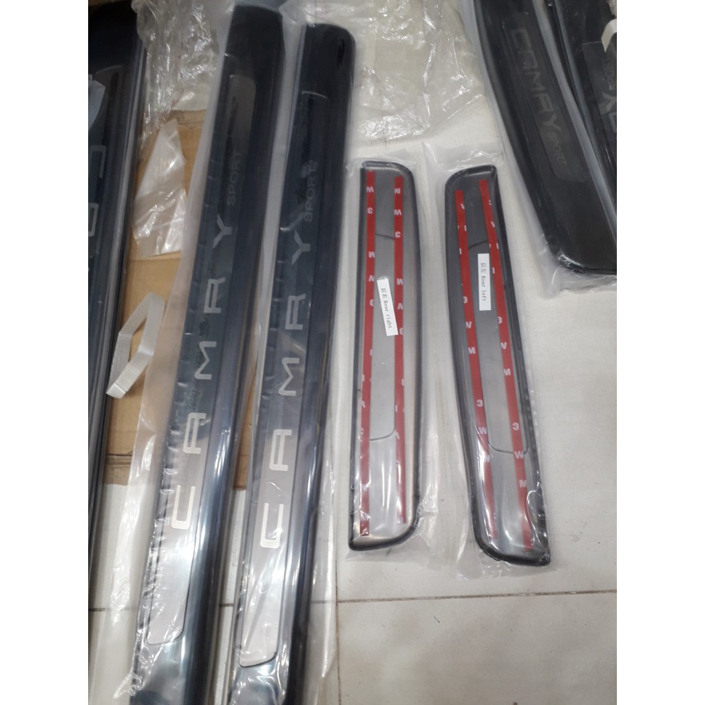 TITAN Toyota Camry 2019 ชายบันไดภายนอก