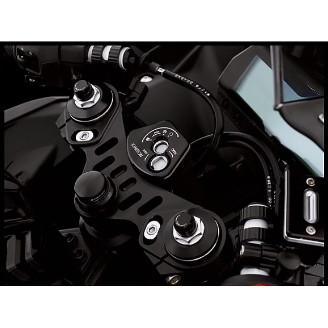 แต่งแผงคอ R15 2017-19 งานCNC จาก Semspeed