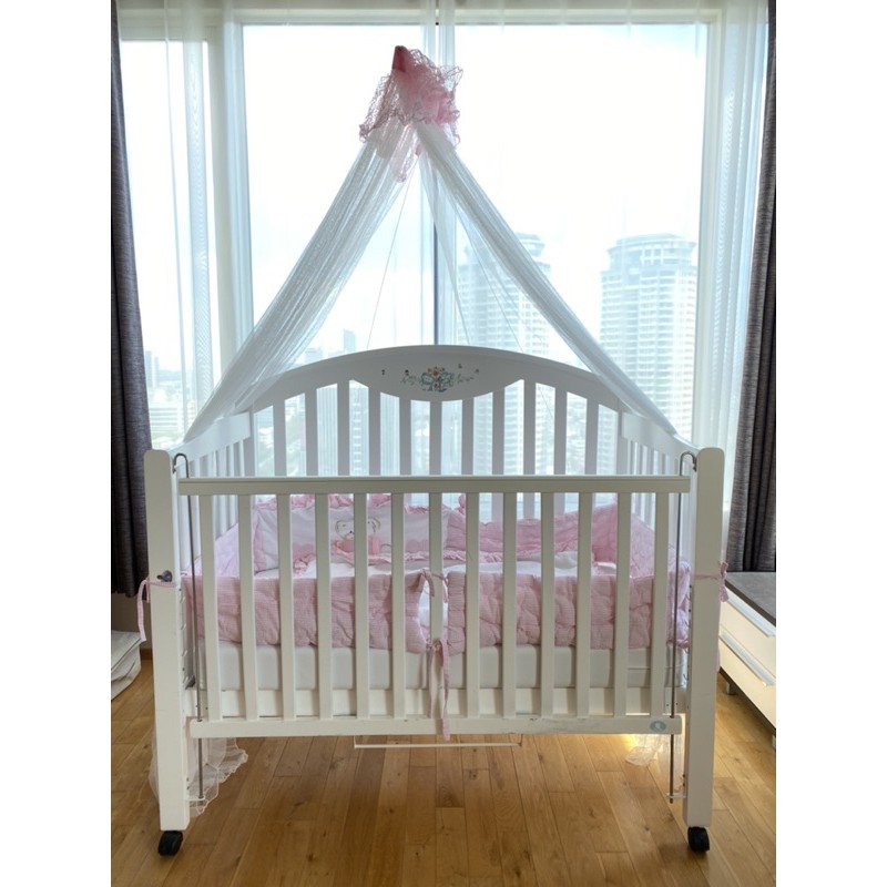 เตียงเด็กอ่อนมือสอง Kitso