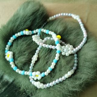 ข้อมือลูกปัด​ กำไลลูกปัด​ ดอกเดซี่