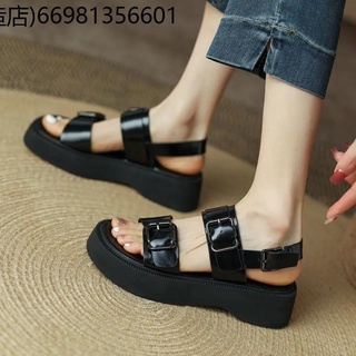 Sandals Spring Buckle ด้านล่างที่แข็งแกร่งของ Academy ใหม่พร้อมรองเท้าโรมัน