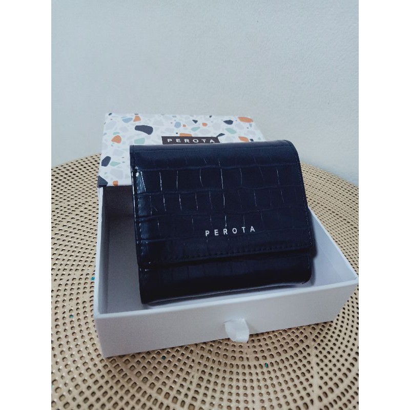 กระเป๋าสตางค์แบรนด์ Perota มือ 1 🎉🎊