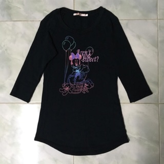 เสื้อ Uniqlo Size S ผู้หญิง มือ 2 สีกรมลายdisney