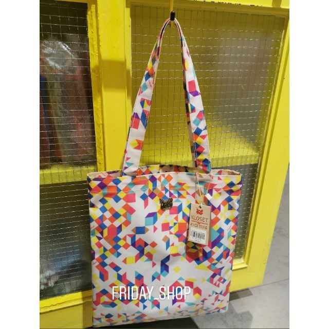 Kloset glossy tote bag pixcel มือ1 ป้ายห้อย