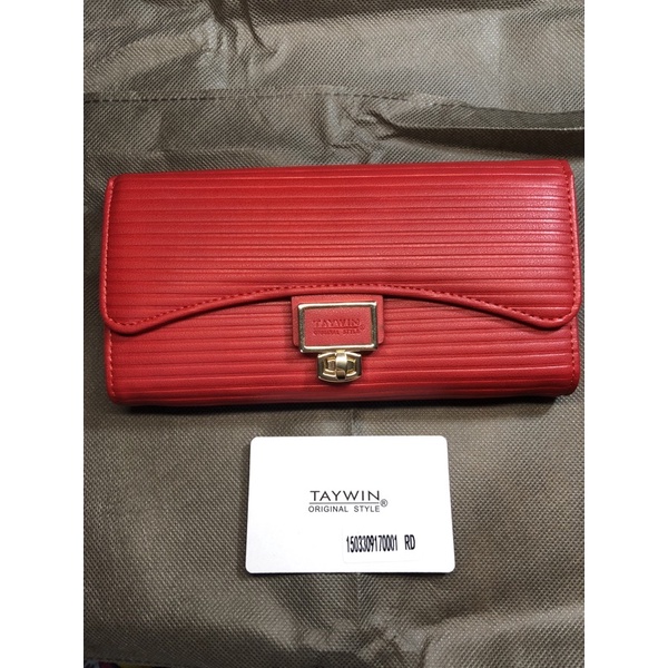 กระเป๋าเงินผู้หญิง taywin สีแดง