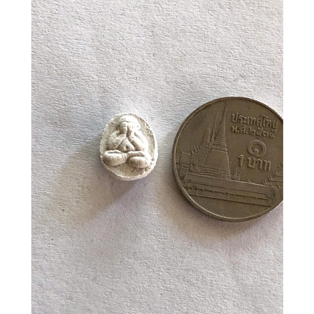 พระปิดตาปลดหนี้ ผงสมเด็จวัดระฆัง “ ปิดตาปลดหนี้จิ๋ว หรือจะเรียกว่า  ปิดตาปลดหนี้สิน หลวงพ่อชำนาญ องค์ละ - รูปที่ 2